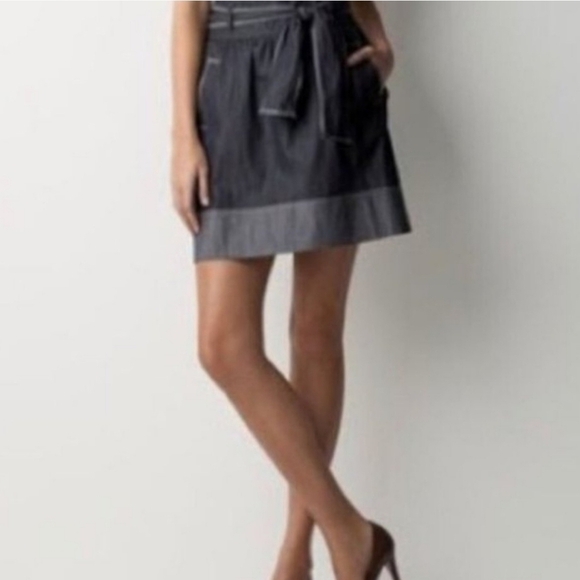 Ann Taylor Loft Blue & Gray Chambray Color block skirt with Pockets Size 8P - Picture 2 of 16